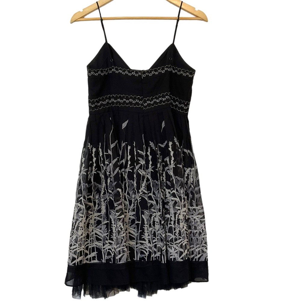 BCBG MaxAzria Pleated Tulle Cocktail Party Dress Babydoll Embroidered Fl… - Picture 4 of 16